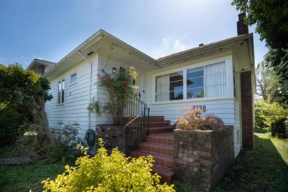 2396 W 18th Avenue, Vancouver, BC, Vancouver — Single Family Residence for sale
