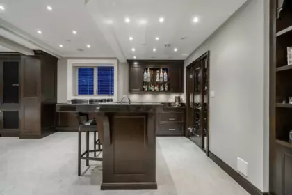 Mudroom Photo of 2312 Kings Avenue, West Vancouver, BC
