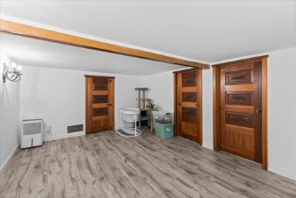 Entry Foyer Photo of 33345 3rd Avenue, Mission, BC