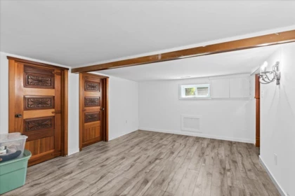 Hallway Photo of 33345 3rd Avenue, Mission, BC