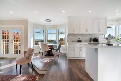 Kitchen Island Photo of 2888 Norbury Place, Coquitlam, BC