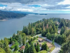 7712 Fawn Road, Halfmoon Bay, BC