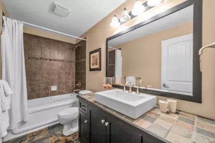 Mudroom Photo of 2560 162 Street, Surrey, BC