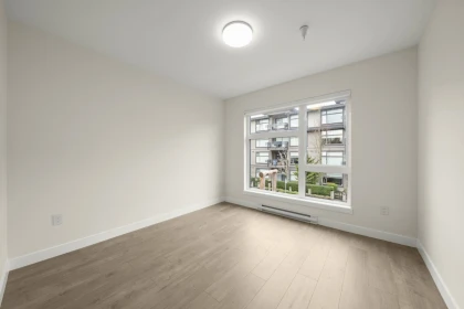 Office / Den Photo of 211 15353 17 Avenue, Surrey, BC