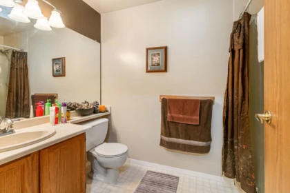 Basement Recreation Room Photo of 123 6841 138 Street, Surrey, BC