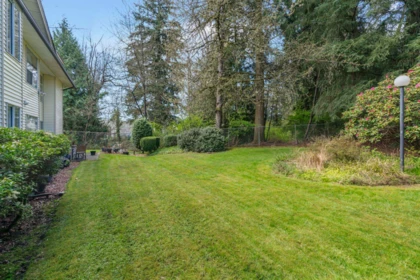 Hallway Photo of 123 6841 138 Street, Surrey, BC