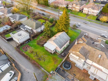 Primary Bedroom Photo of 3786 Moscrop Street, Burnaby, BC