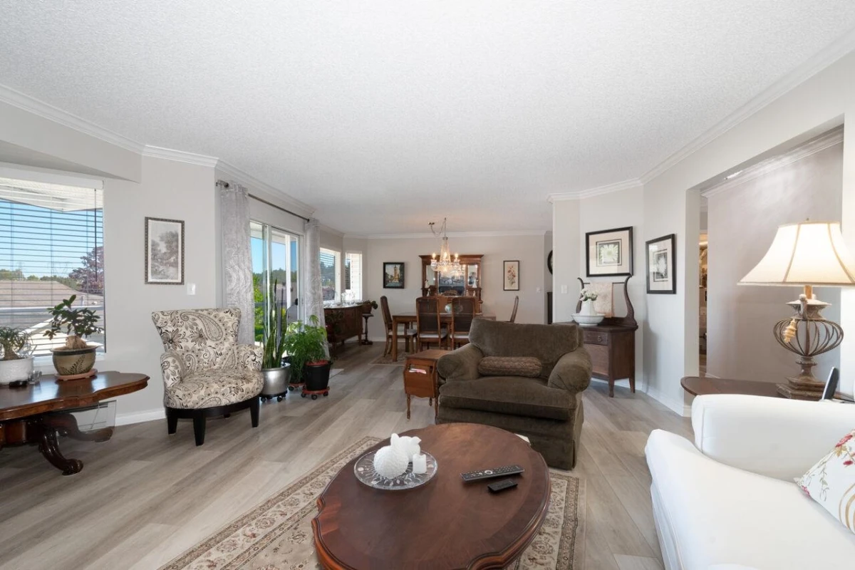 Dining Area Photo of 36 1190 Falcon Drive, Coquitlam, BC