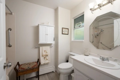 Laundry Room Photo of 36 1190 Falcon Drive, Coquitlam, BC