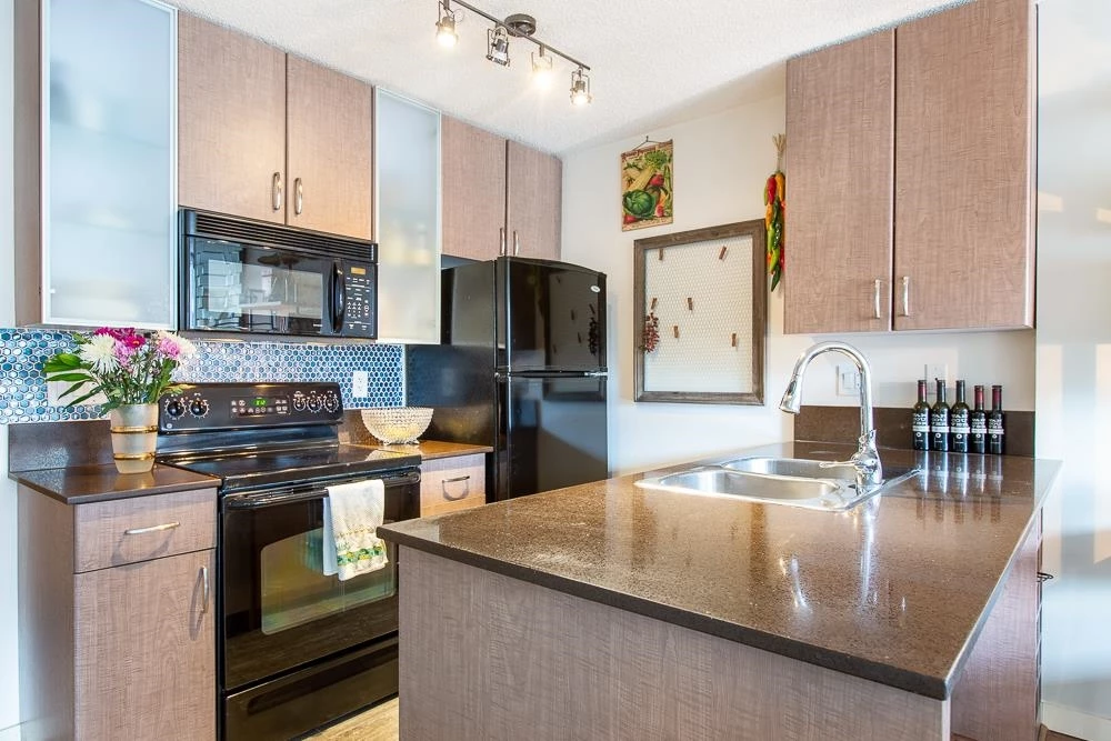 Living Room Photo of 406 909 Mainland Street, Vancouver, BC
