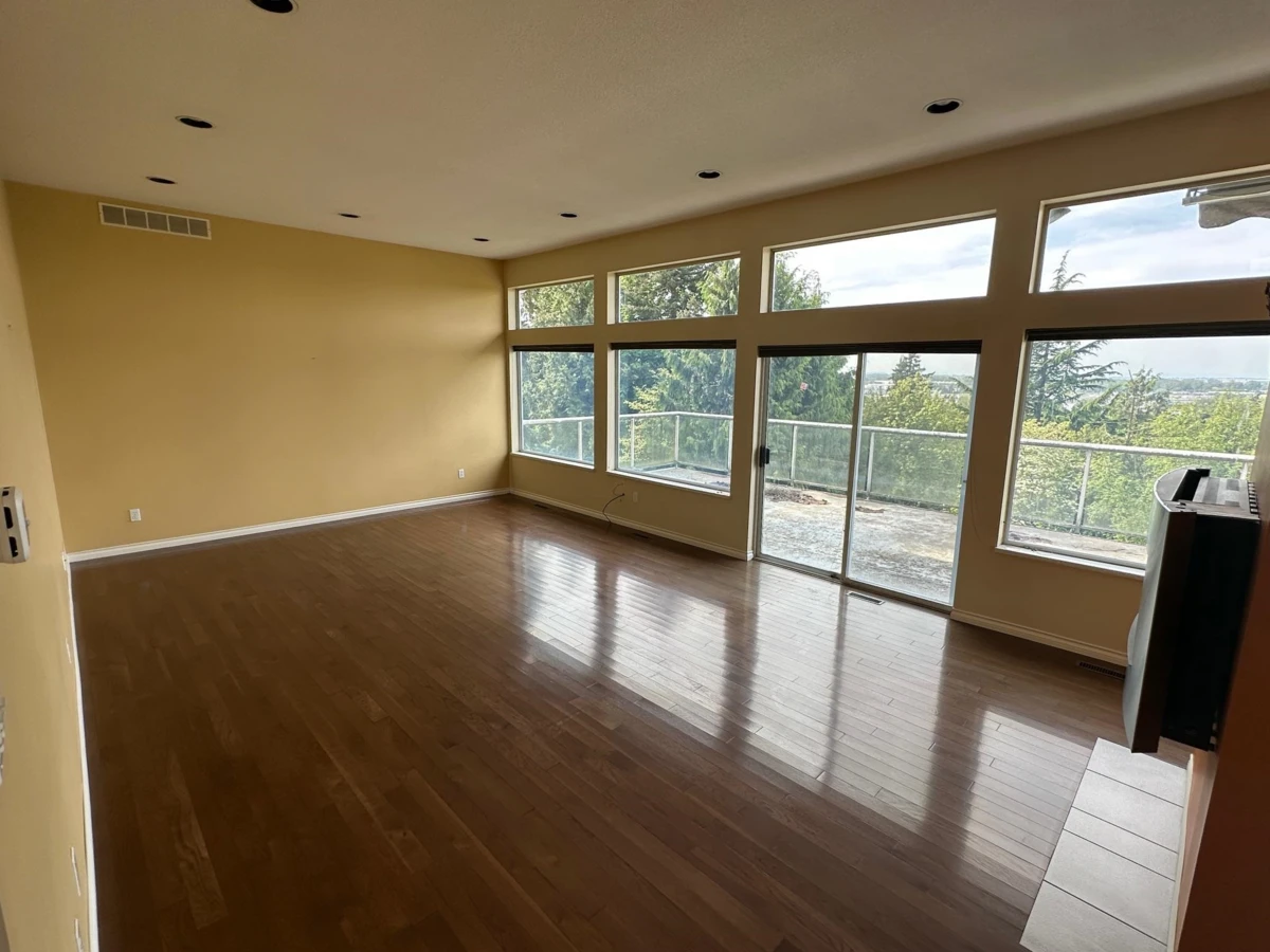 Dining Area Photo of 924 London Place, New Westminster, BC