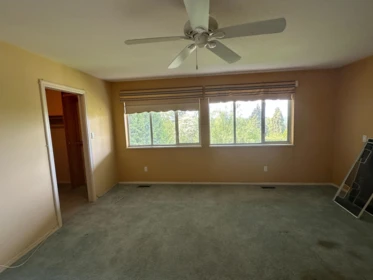 Loft / Bonus Room Photo of 924 London Place, New Westminster, BC