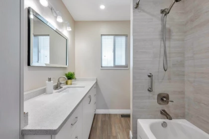 Laundry Room Photo of 10601 Hermosa Drive, Delta, BC