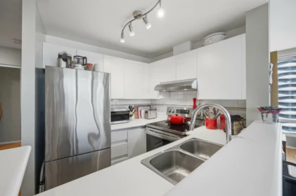 Kitchen Island Photo of 1607 989 Nelson Street, Vancouver, BC