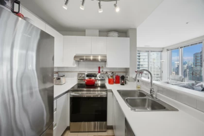 Pantry Photo of 1607 989 Nelson Street, Vancouver, BC