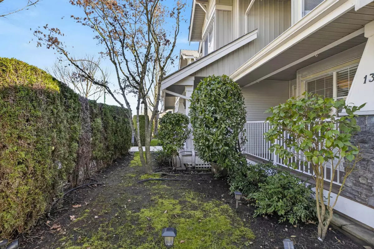 Family Room Photo of 13 6568 193b Street, Surrey, BC