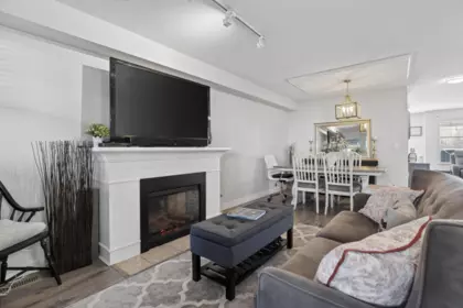 13 6568 193b Street, Surrey, BC, Surrey — Townhouse for sale
