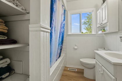 Primary Bedroom Photo of 46637 Andrews Avenue, Chilliwack, BC