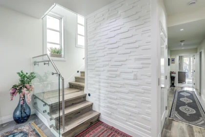 Guest Bathroom Photo of 958 Keil Street, White Rock, BC