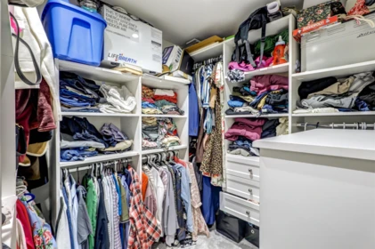 Mudroom Photo of 958 Keil Street, White Rock, BC