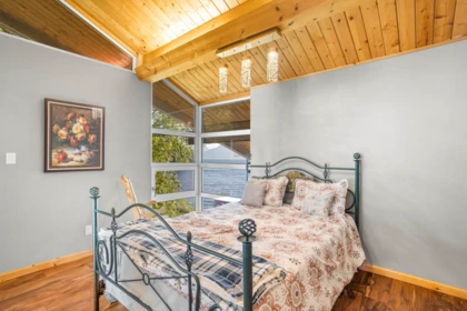 Primary Bedroom Photo of 7370 Rockwell Drive, Harrison Hot Springs, BC