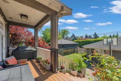 Swimming Pool Photo of 2540 W 45th Avenue, Vancouver, BC