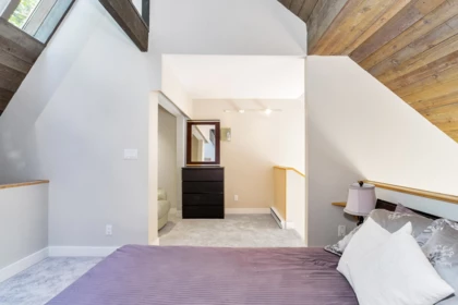 Primary Bedroom Photo of 430 Bayview Road, West Vancouver, BC