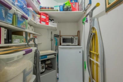 Mudroom Photo of 704 1442 Foster Street, White Rock, BC