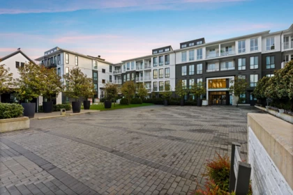 Outdoor Deck Photo of 425 14968 101a Avenue, Surrey, BC
