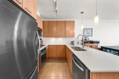 Breakfast Nook Photo of 907 2789 Shaughnessy Street, Port Coquitlam, BC