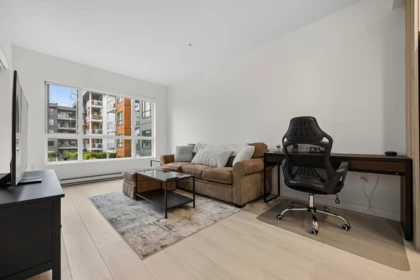 303 3596 Malsum Drive, North Vancouver, BC, North Vancouver — Apartment/Condo for sale