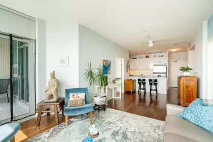 Breakfast Nook Photo of 1503 138 E Esplanade Avenue, North Vancouver, BC