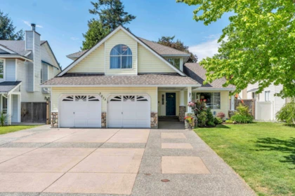5075 209th Street, Langley, BC, Langley — Single Family Residence for sale