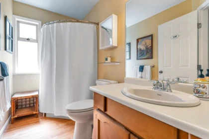 Laundry Room Photo of 5075 209th Street, Langley, BC
