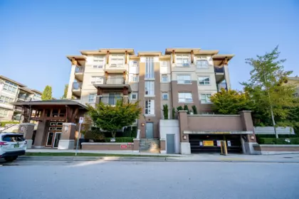 309 6828 Eckersley Road, Richmond, BC, Richmond — Apartment/Condo for sale
