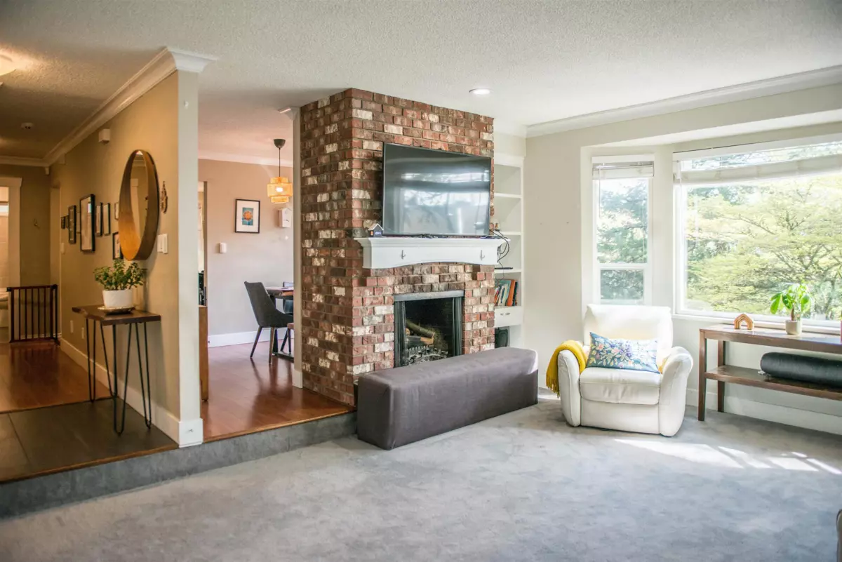 Dining Area Photo of 2634 Rogate Avenue, Coquitlam, BC