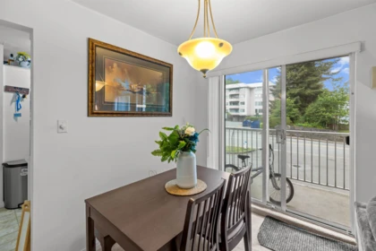 Kitchen Island Photo of 105 2780 Ware Street, Abbotsford, BC