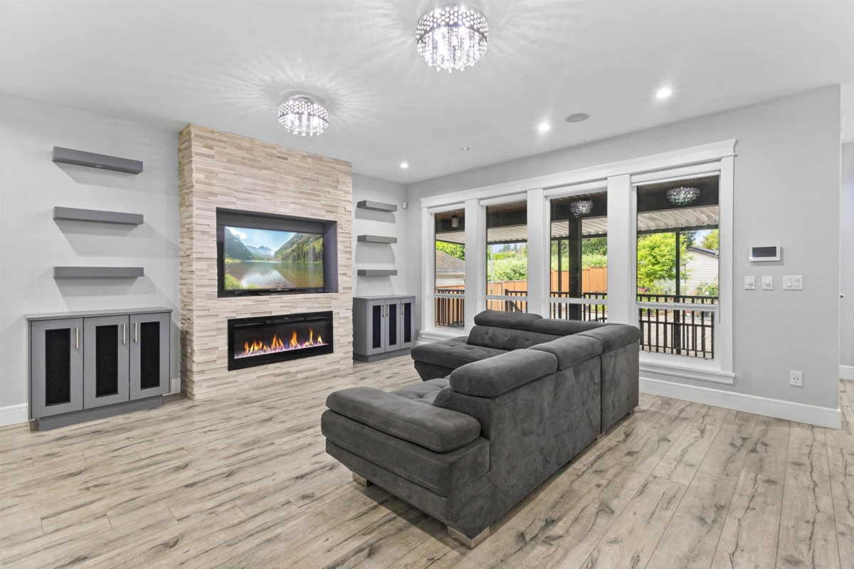 Dining Area Photo of 33827 Mayfair Avenue, Abbotsford, BC