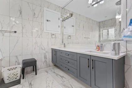 Mudroom Photo of 33827 Mayfair Avenue, Abbotsford, BC
