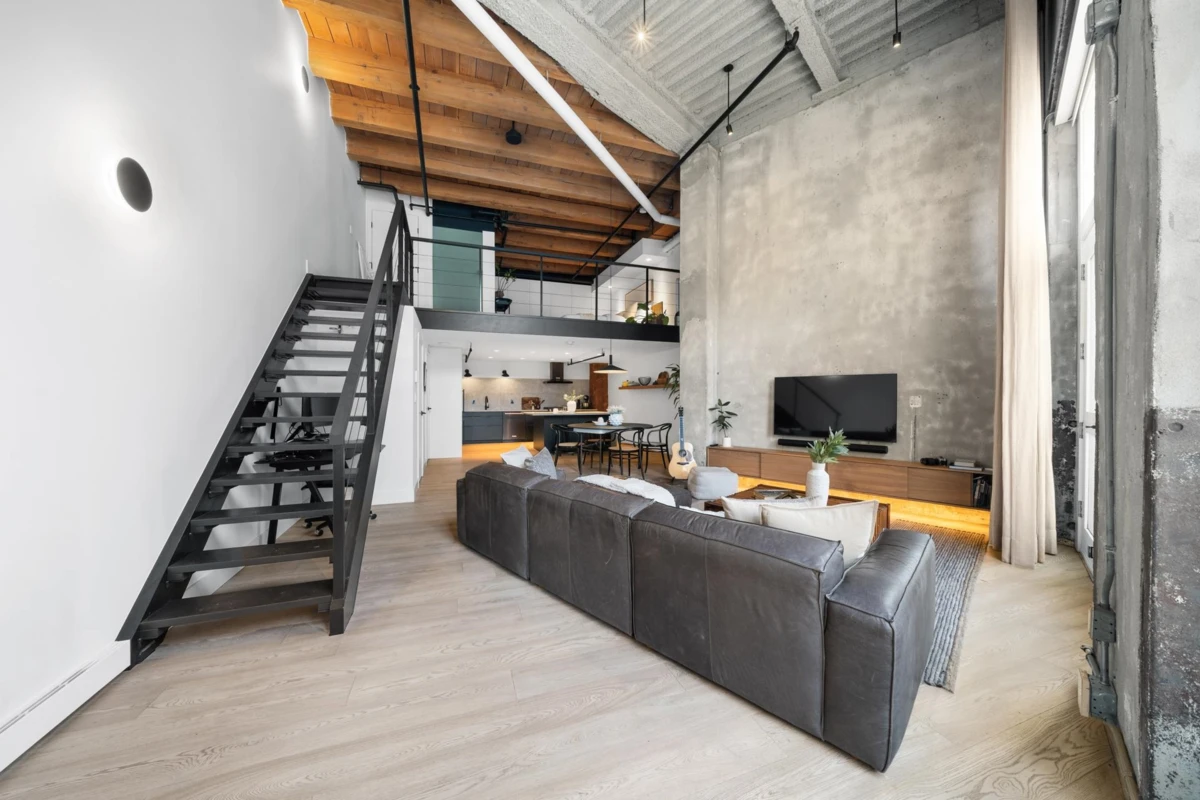 Family Room Photo of 47 E Cordova Street, Vancouver, BC