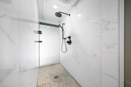 Laundry Room Photo of 47 E Cordova Street, Vancouver, BC