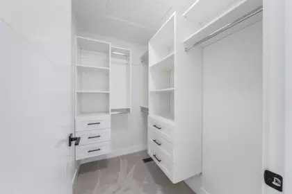 Mudroom Photo of 19098 Doerksen Drive, Pitt Meadows, BC