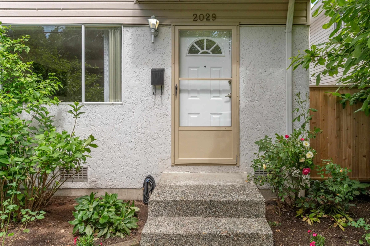 Family Room Photo of 2029 Fraser Avenue, Port Coquitlam, BC