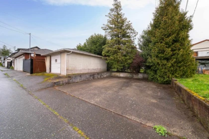 Outdoor Deck Photo of 7475 Knight Street, Vancouver, BC