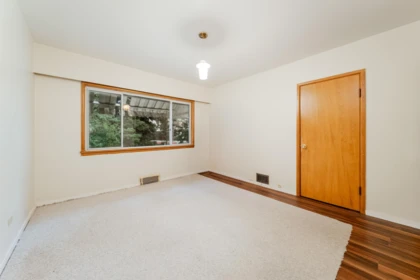 Walk-In Closet Photo of 7475 Knight Street, Vancouver, BC
