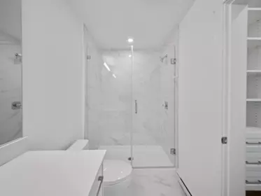 Hallway Photo of 306 6338 King George Boulevard, Surrey, BC