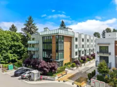 306 6338 King George Boulevard, Surrey, BC