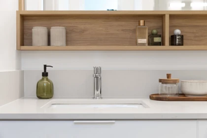 Kitchen Photo of 76 16487 89 Avenue, Surrey, BC