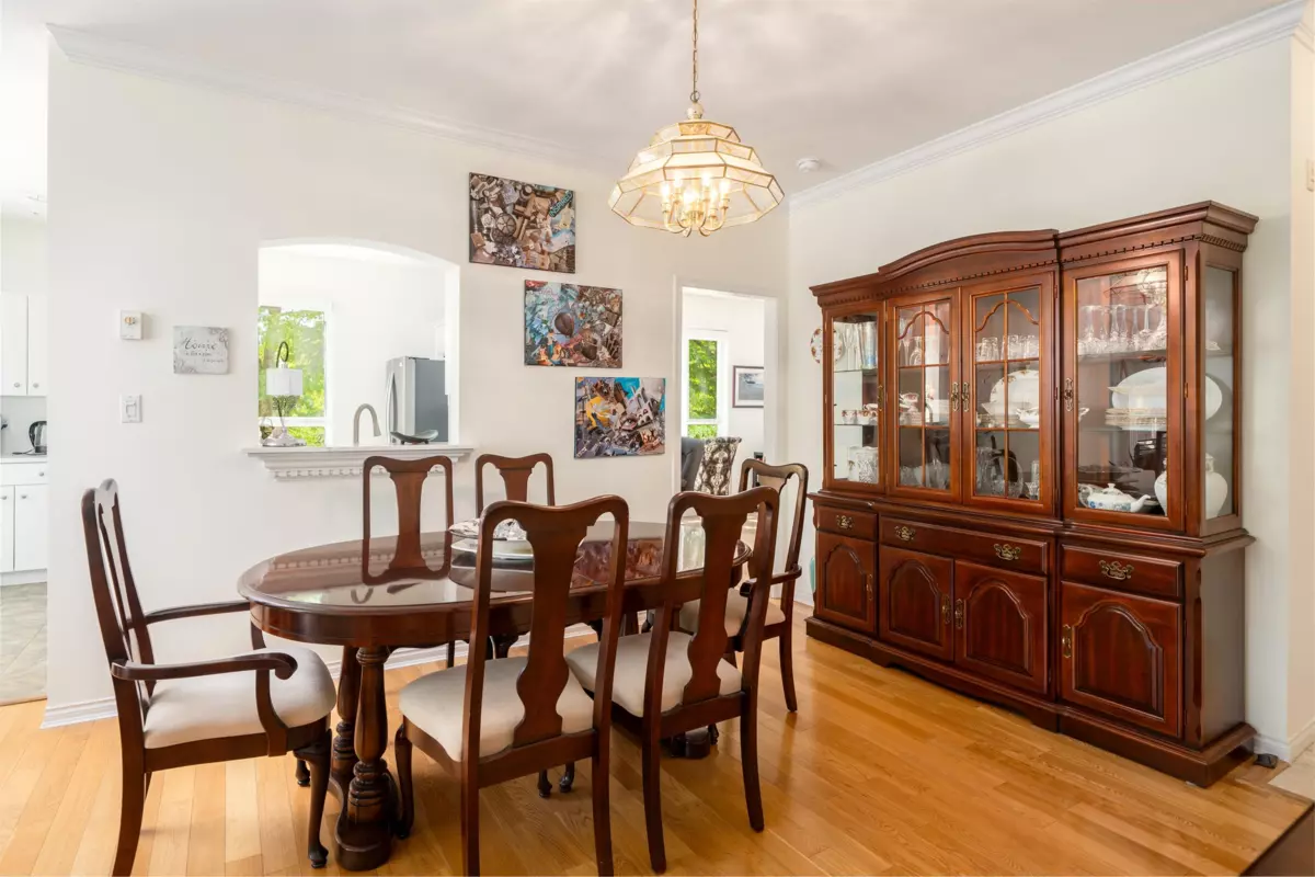 Dining Area Photo of 229 3098 Guildford Way, Coquitlam, BC