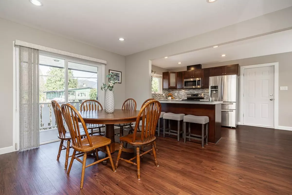 Family Room Photo of 1730 Westminster Avenue, Port Coquitlam, BC